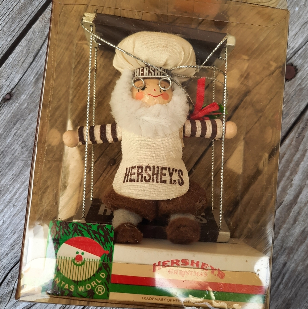 Vtg hersheys chocolate Santa ornament in box Christmas